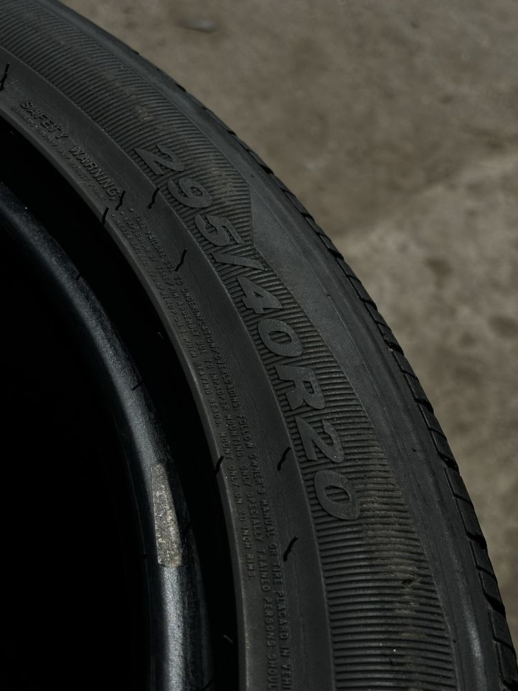 ROADSTONE M+S 295/40 R20.