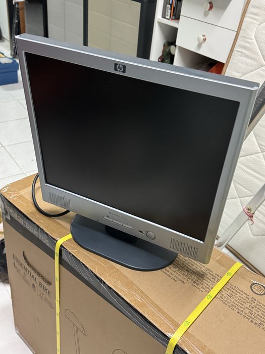 Monitor HP 15 polegadas
