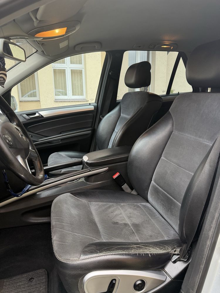 Mercedes ml 3.0 d klima skory xenon navi alusy 2010 r