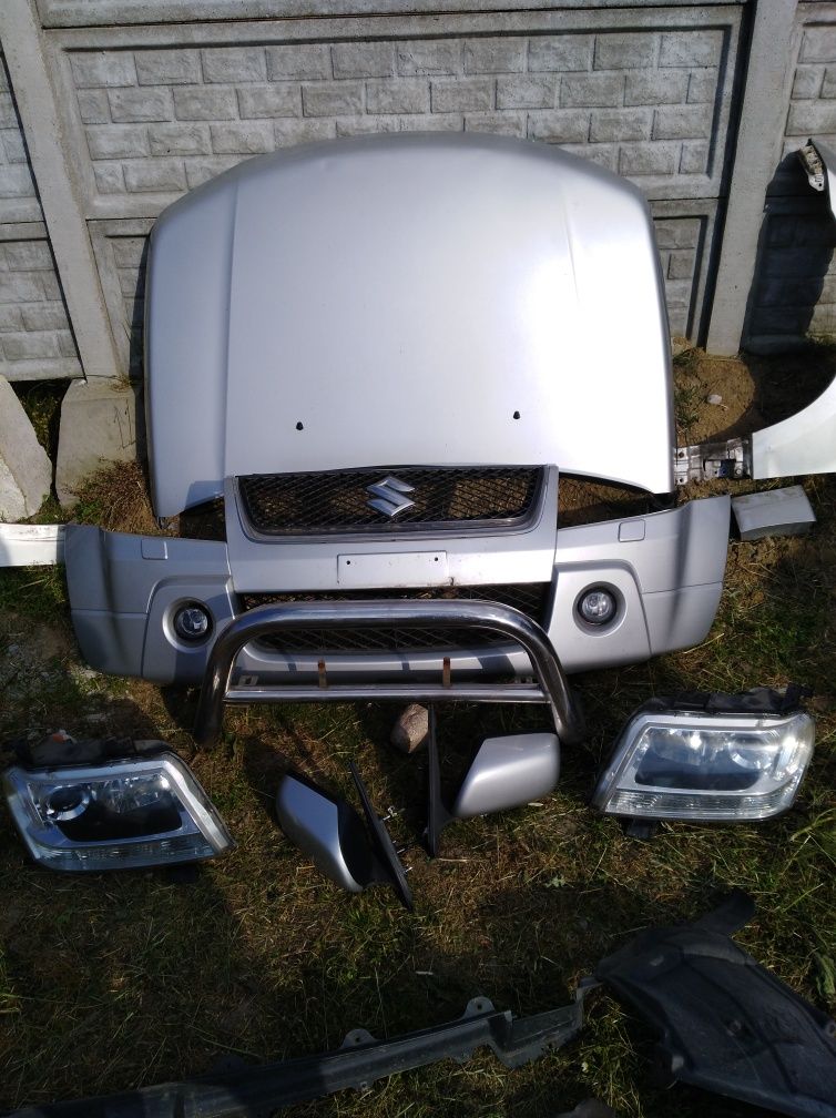 Maska zderzak błotniki pas lampy Suzuki Grand Vitara II xenon kompletn