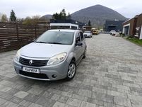 Рено Сандеро 2010 Renault Sandero ниже низа рынка