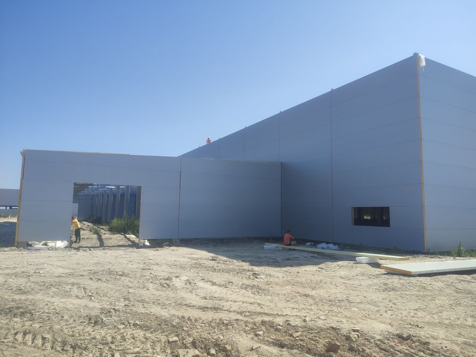 Монтаж сендвіч панелей