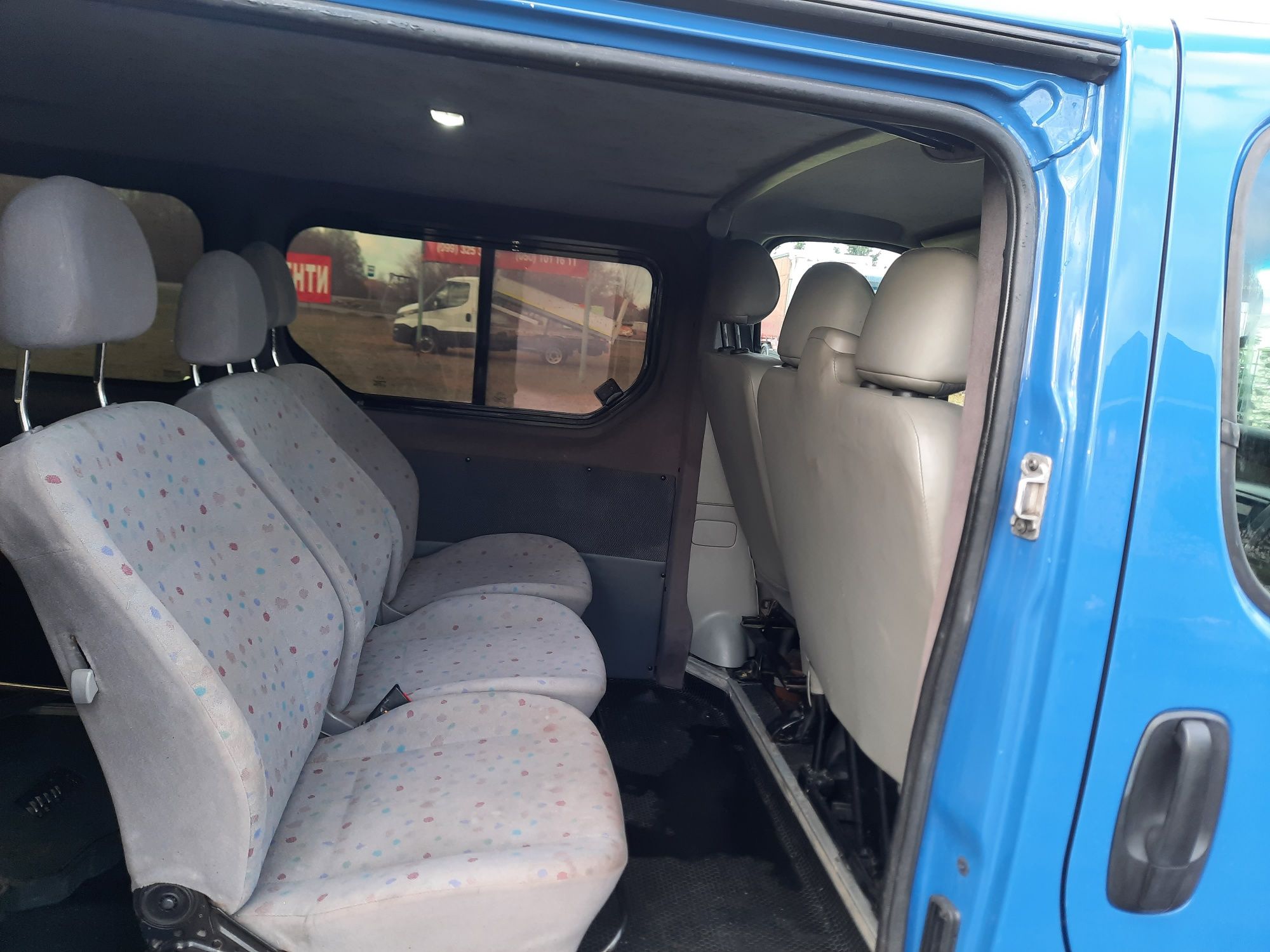 Renault Trafic 100