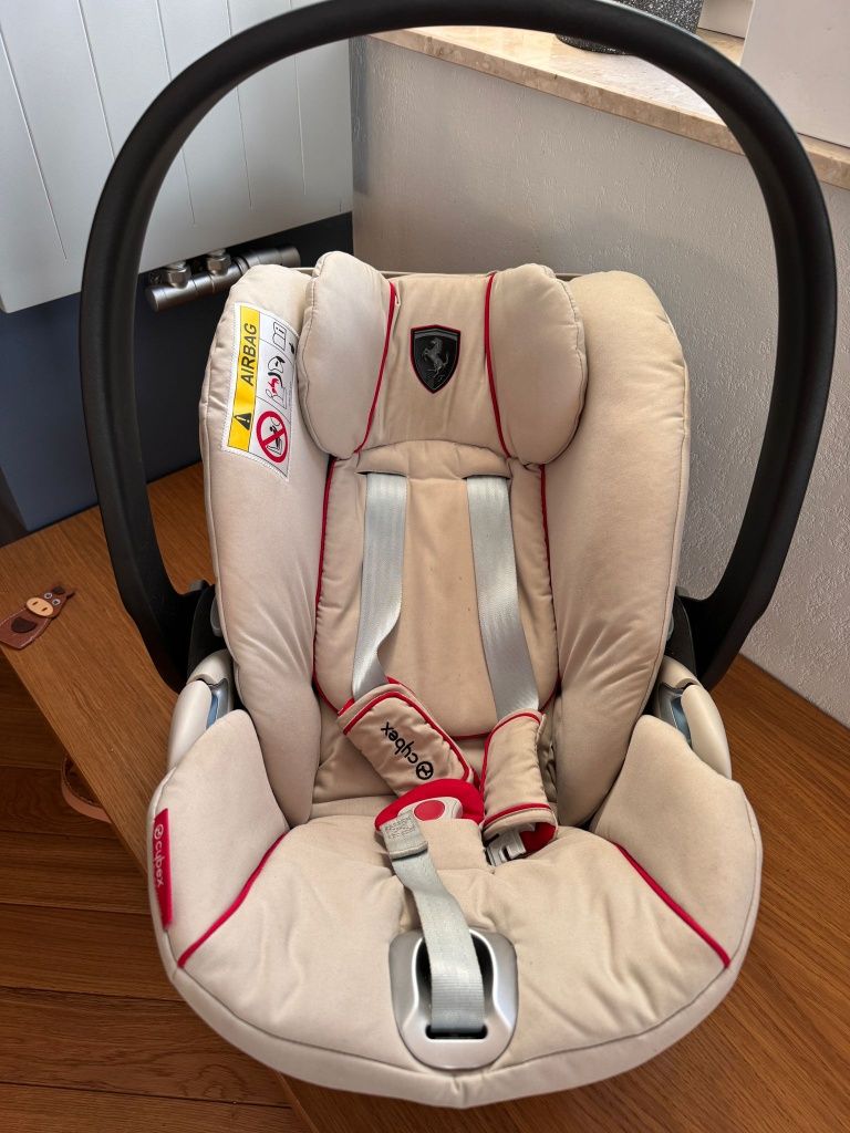 Fotelik Cybex Cloud Z I-size Ferrari