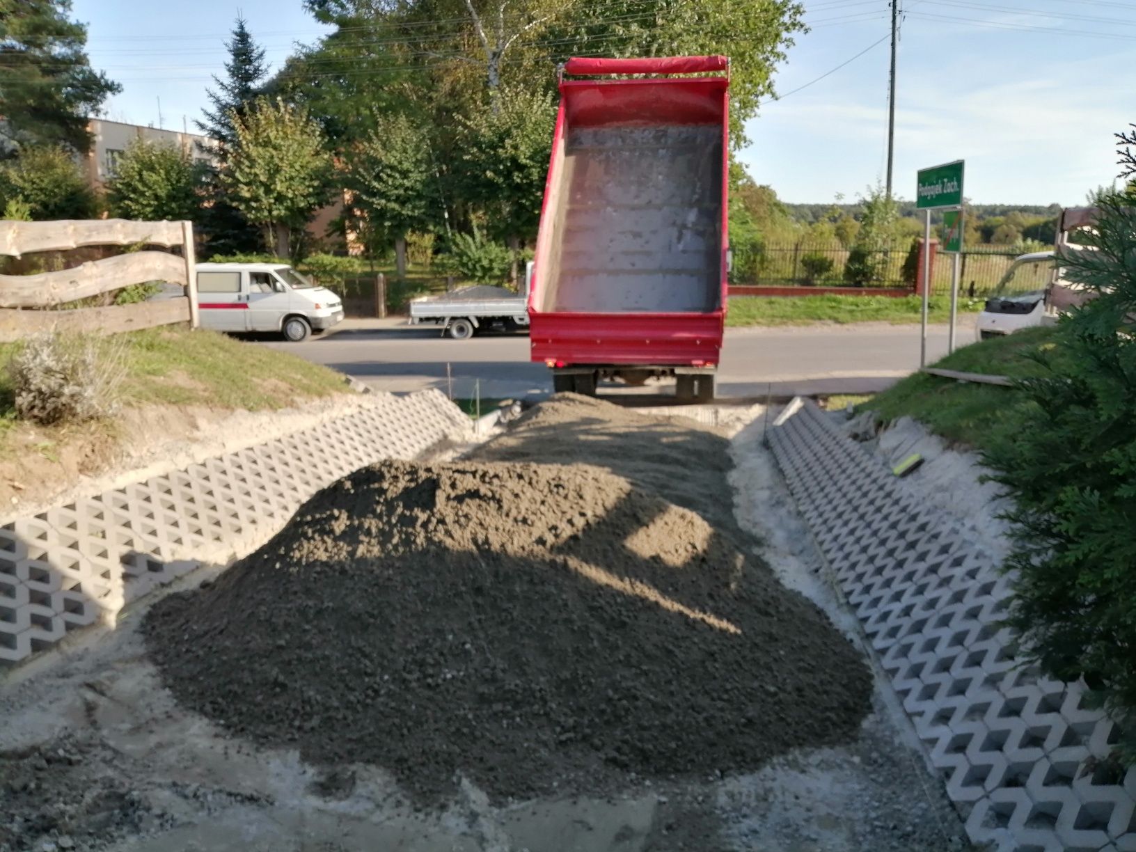 Suchy beton wytwórnia betonu mokra 2 w Radomiu  od A do Z z transporte