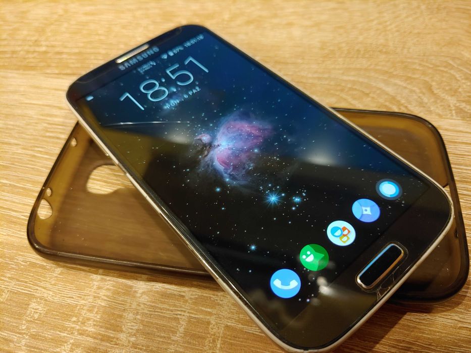 Samsung S4 GT-19505