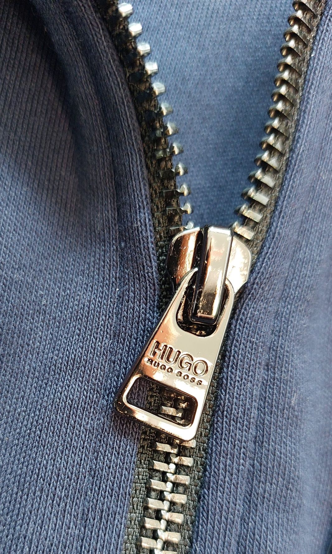 Hugo Boss nowy kompletny dres męski jogger r. S