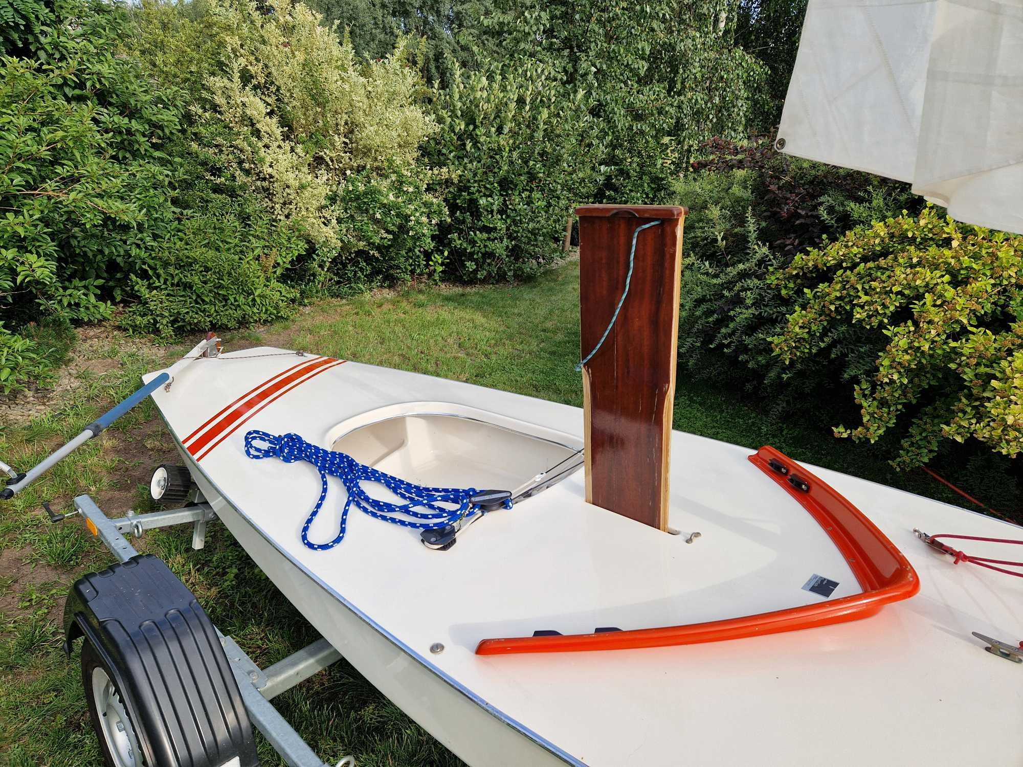 Lekka żaglówka Super Sunfish alternatywa dla Laser Standard
