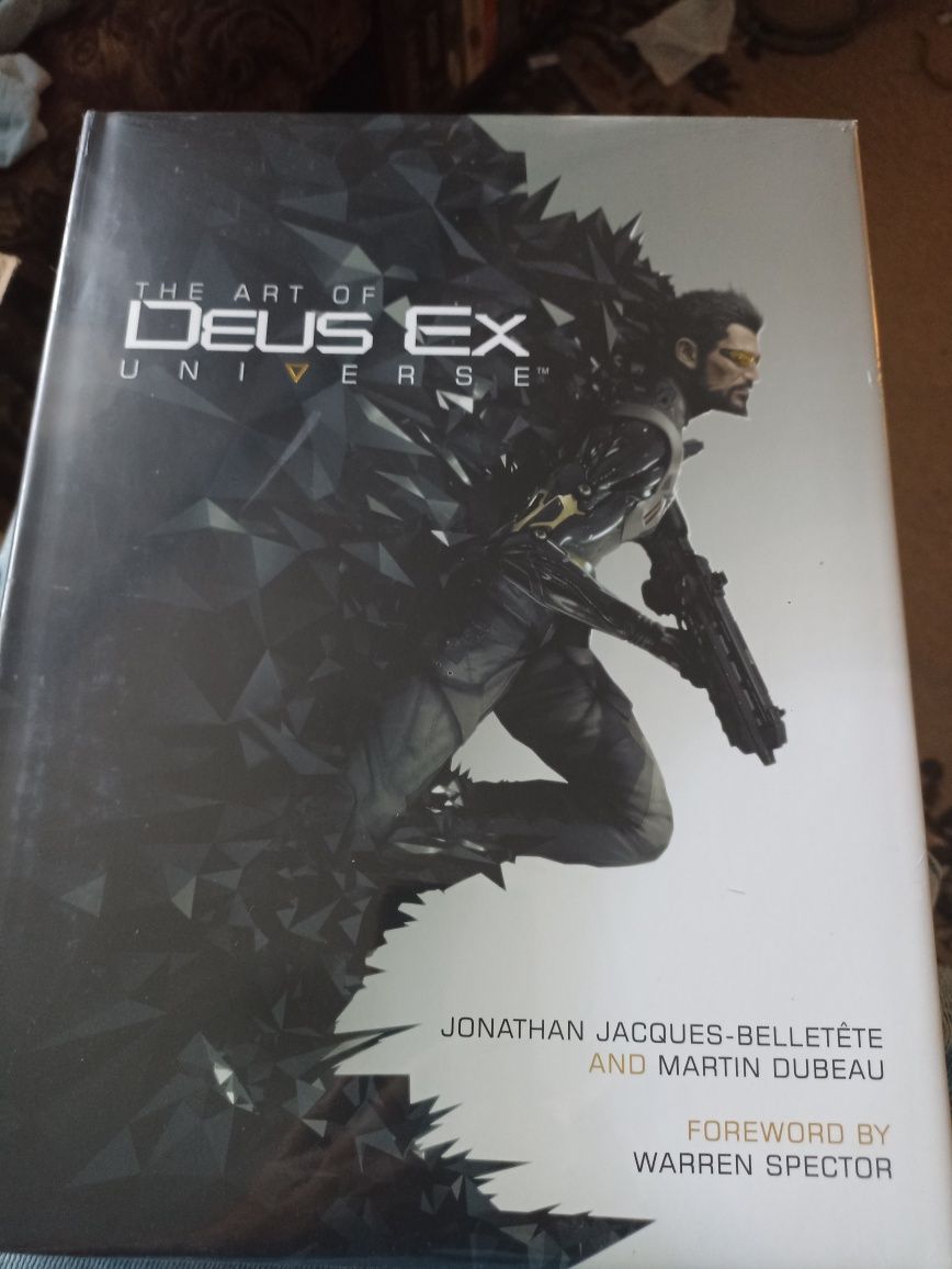 Артбук The Art of Deus Ex Universe