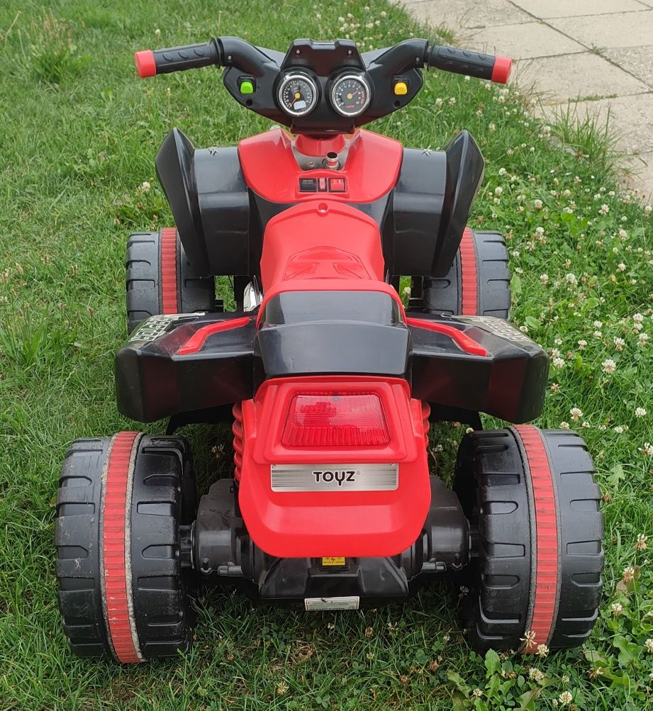 Quad pojazd dla dzieci.