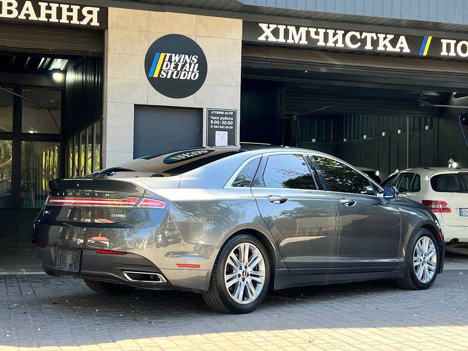 Lincoln MKZ 2014