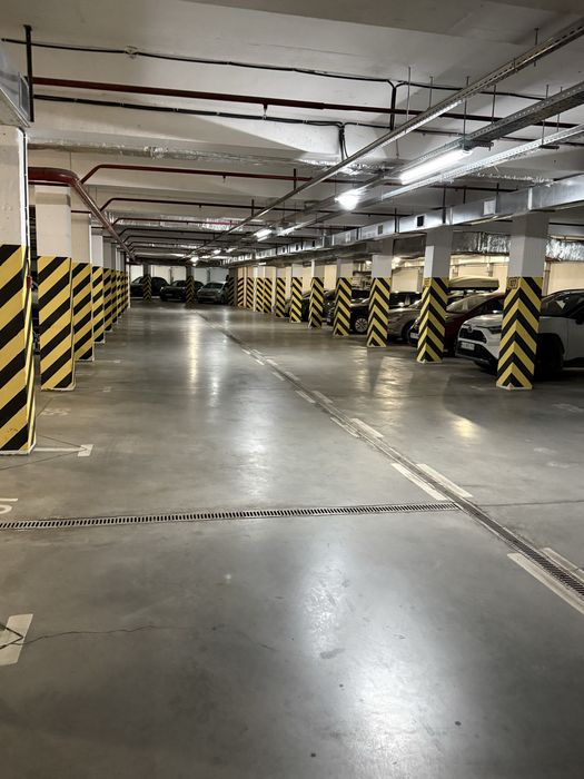 Сдается в аренду паркоместо в ЖК Ривьера