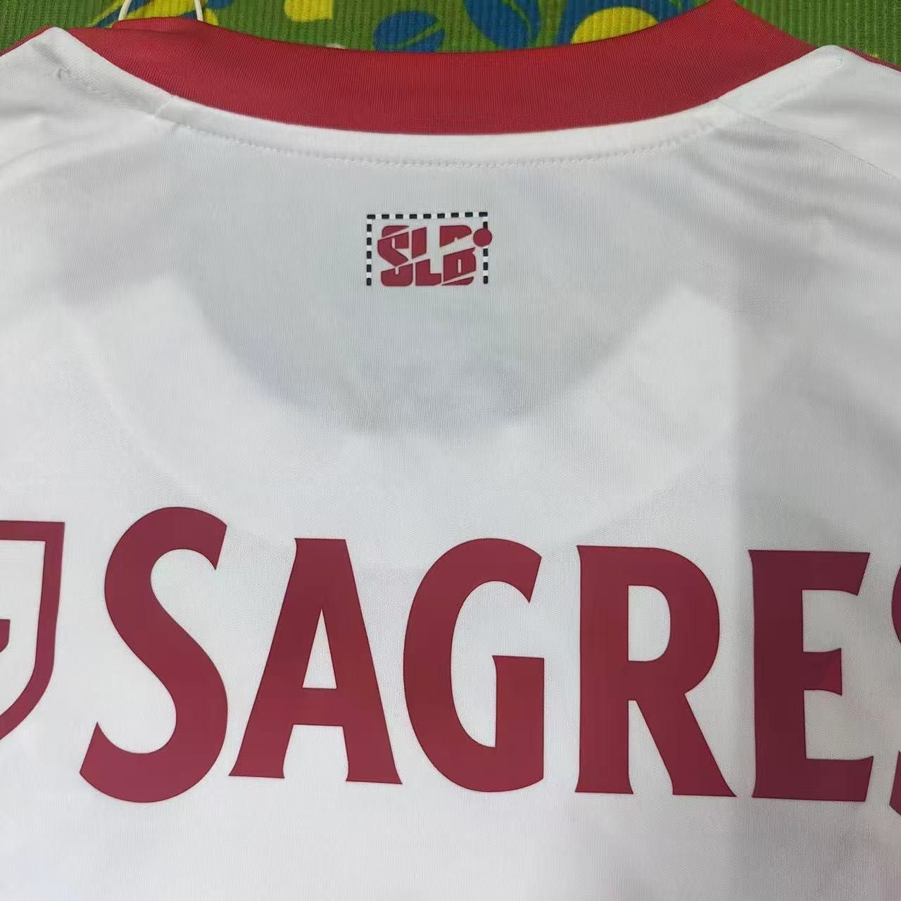 Camisola Benfica 25/26 alternativa branca