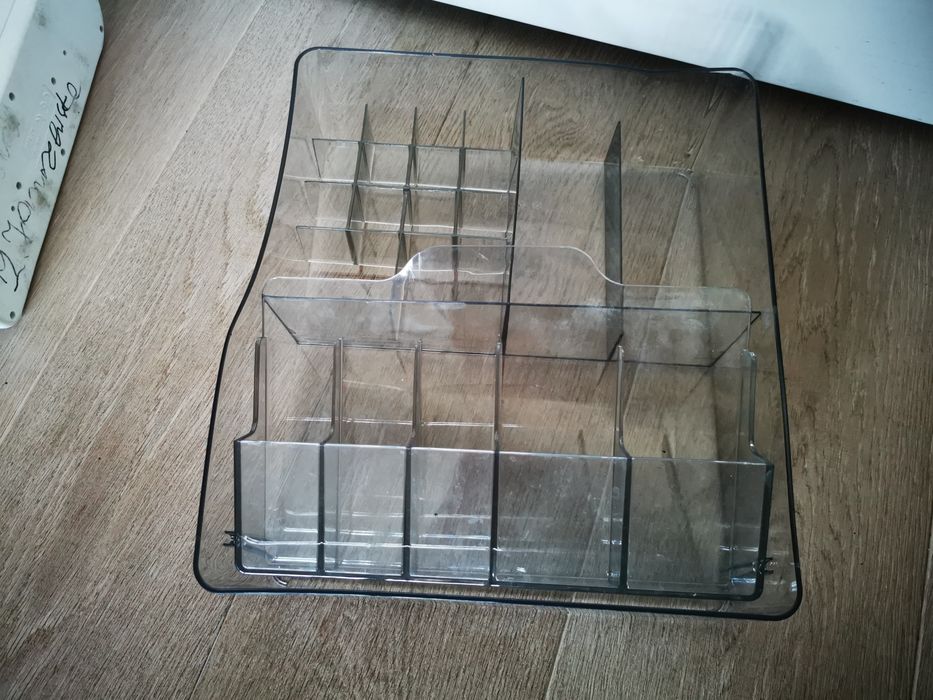 Organizer plastikowy na biurko 32 x 27 x 10 cm