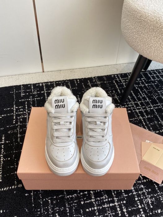 Кросівки з зутром MiuMiu! Розмір 39-40! Нова колекція! Повне пакування