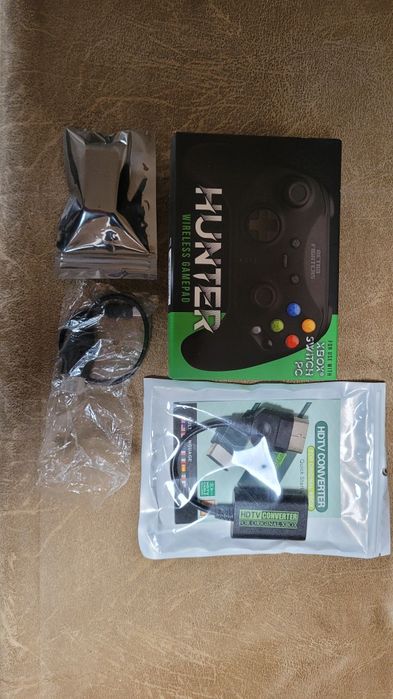 Zestaw akcesoriów do konsoli Xbox classic.