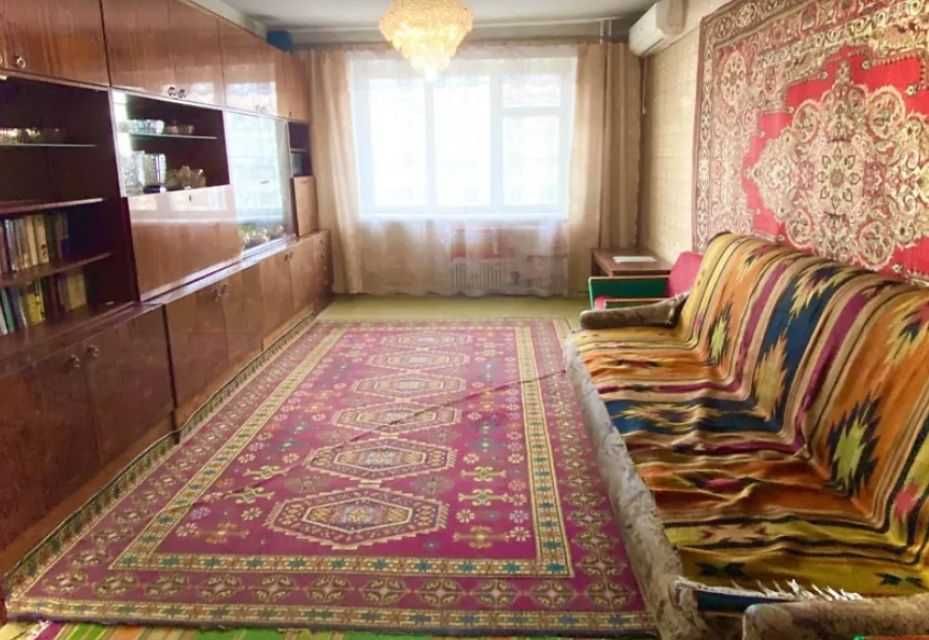 3 кім ЧЕШКА в багатоповерхівці район КАРАВАН (709094)