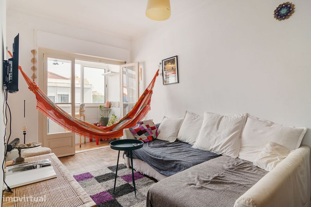 Apartamento T2, Almada