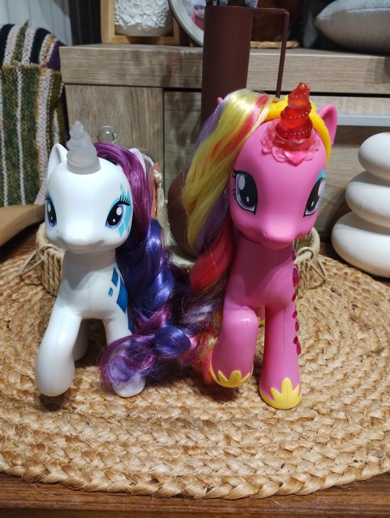 Dwa interaktywne kucyki My Little Pony Cadence i Rarity