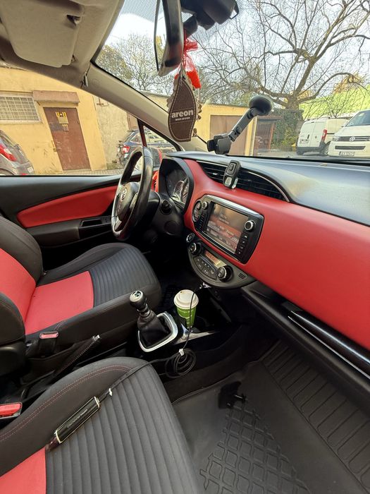 Toyota Yaris III 1.3  | Sport Edition | Czerwone wnętrze | Panorama