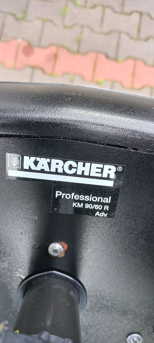 Zamiatarka Karcher KM 90/60 r