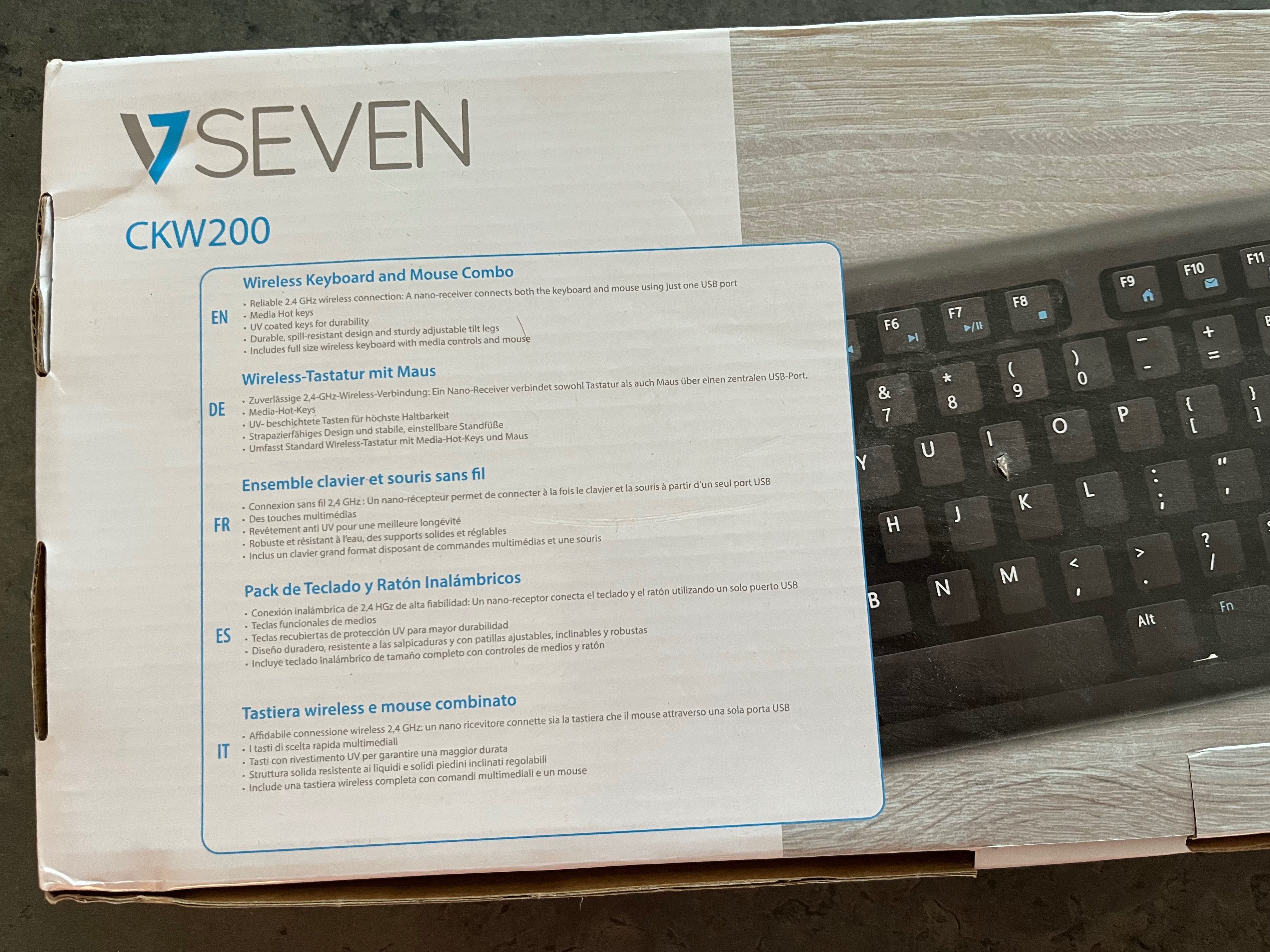 Zestaw bezprzewodowej klawiatury i myszy Seven
