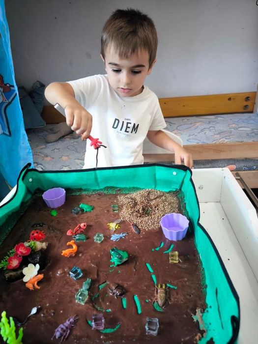 Дитячий столик з підсвіткою лед пісочниця монтесорі световой детский