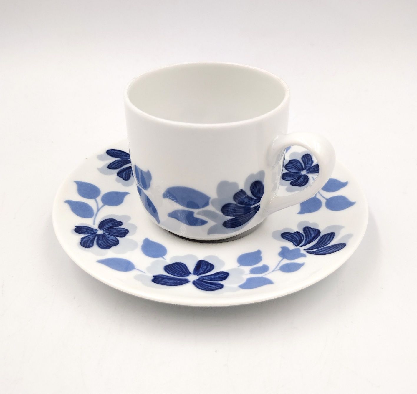 Włoska porcelana Richard Ginori filiżanka mokki vintage kwiaty retro