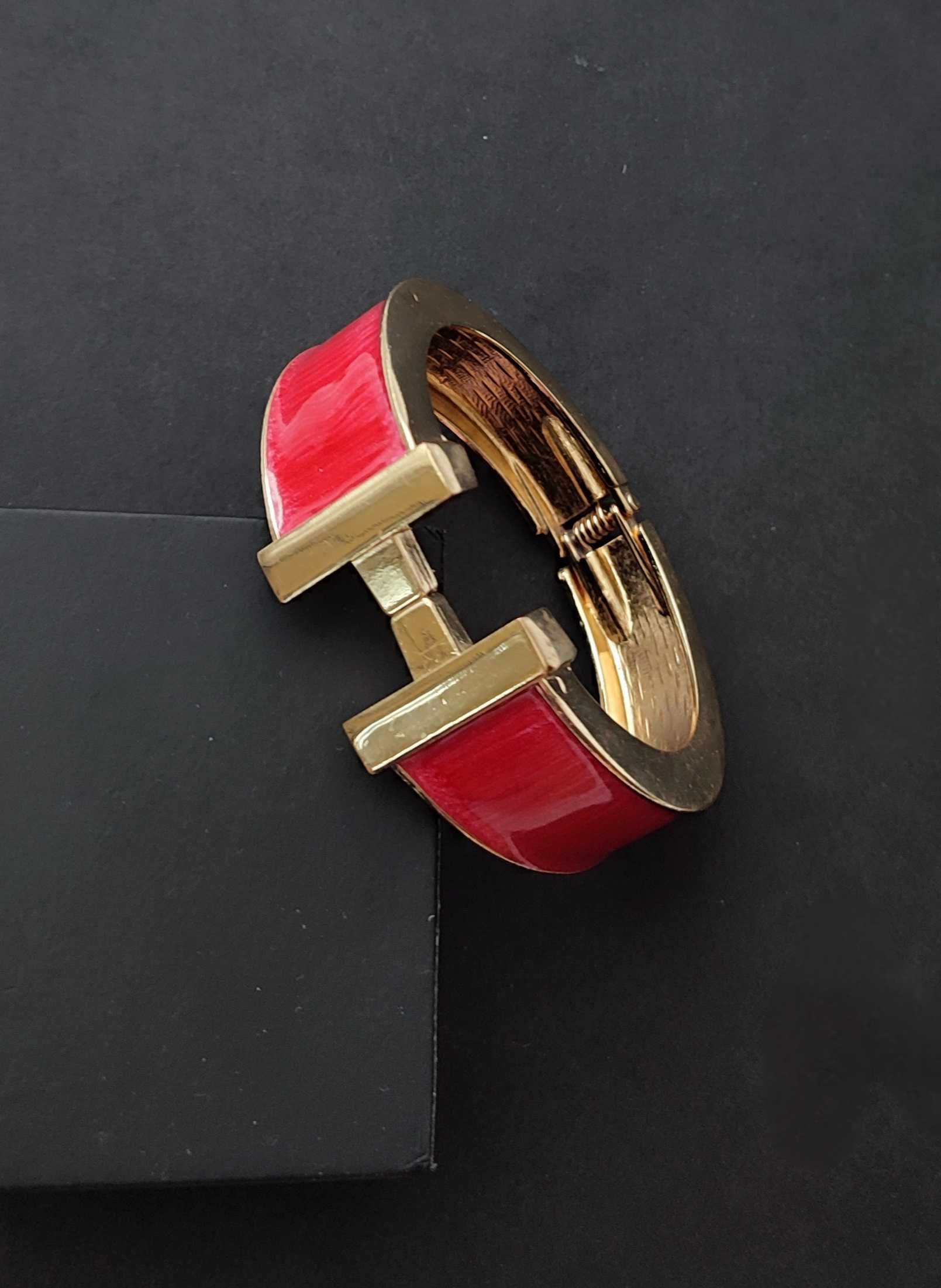 Вінтажний золотистий браслет в стилі Hermes, з емалью, Америка
