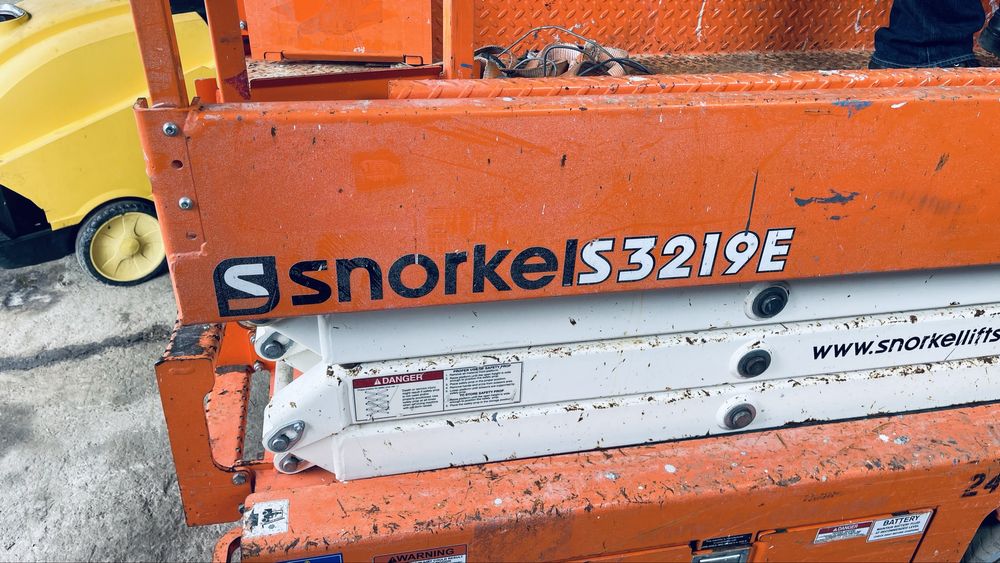 Вишка, Ножичний підйомник Snorkel S3219E ANSI 2020 рік