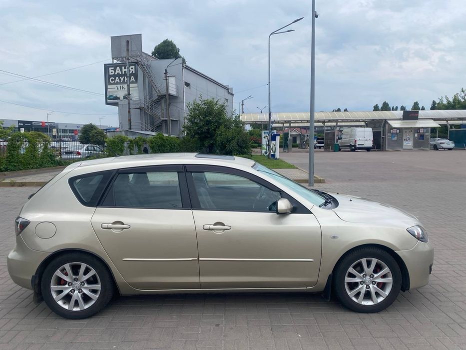 Продам мазду 3, 1.6 мех, люк, климат, стабилизация