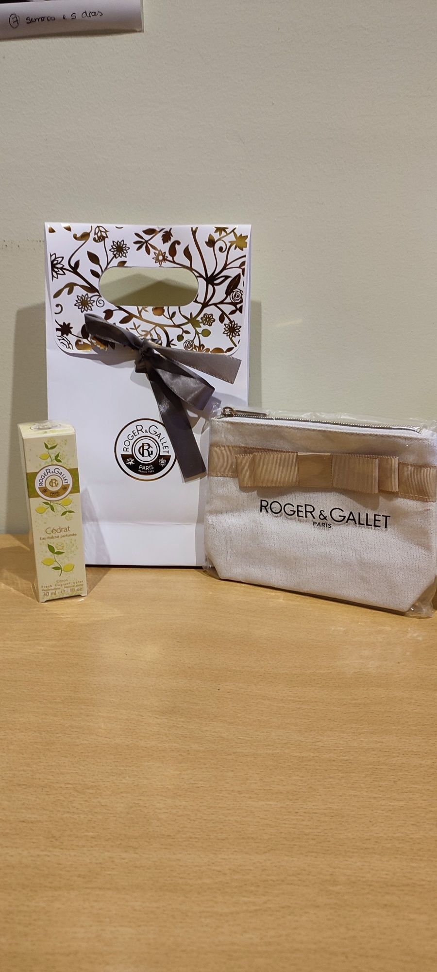 Conjunto Roger & Gallet