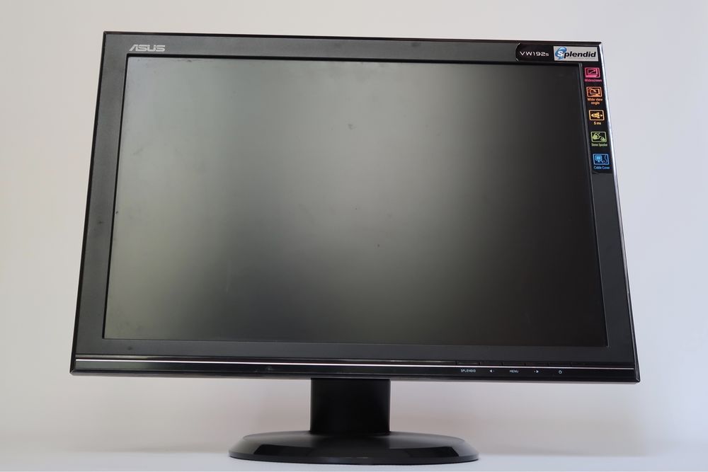 Monitor LCD Asus VW192S 19 cali sprawny komplet