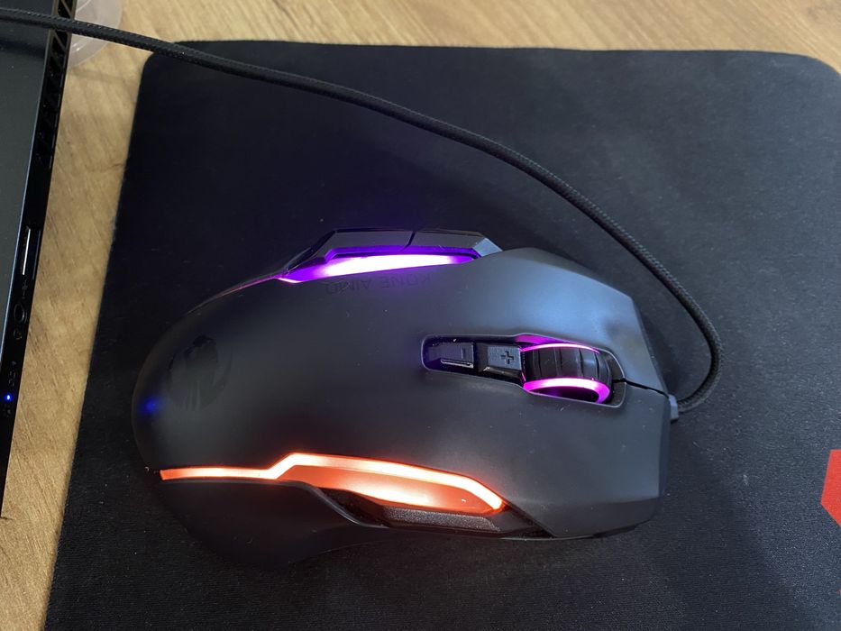 Roccat kone aimo