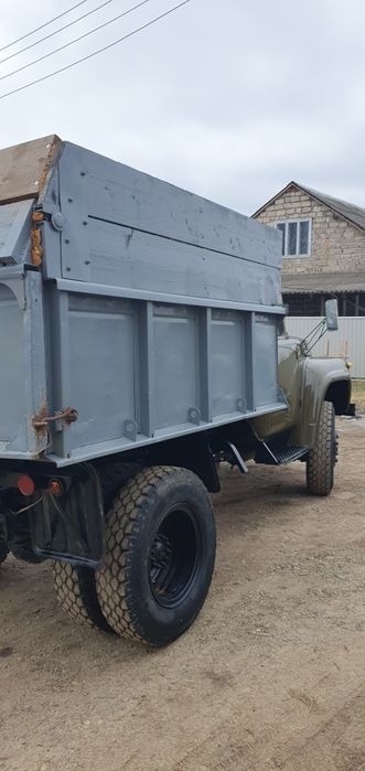 Продам зіл 130 в гарному стані.