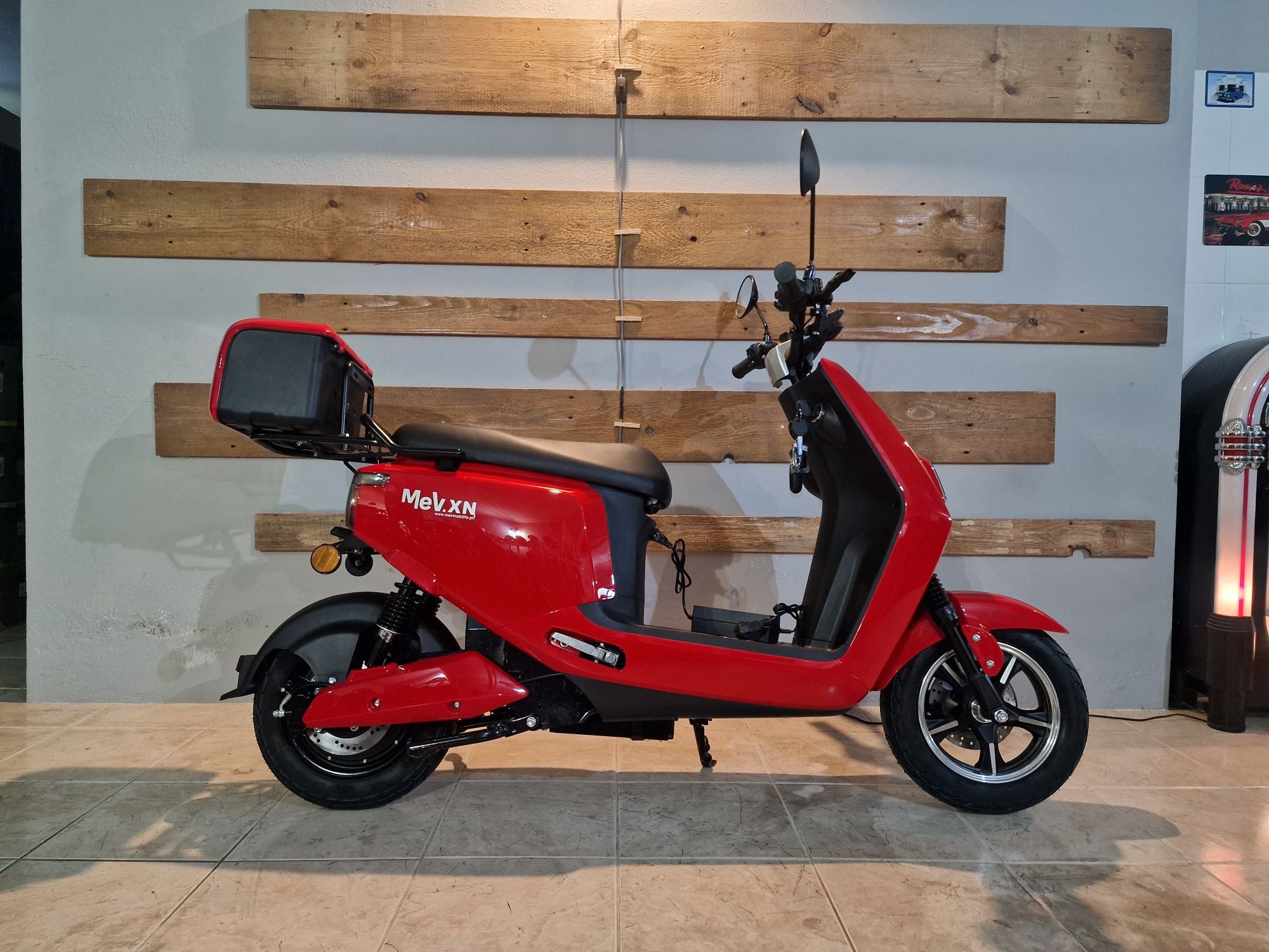 Scooter Elétrica sem Carta Mev XN