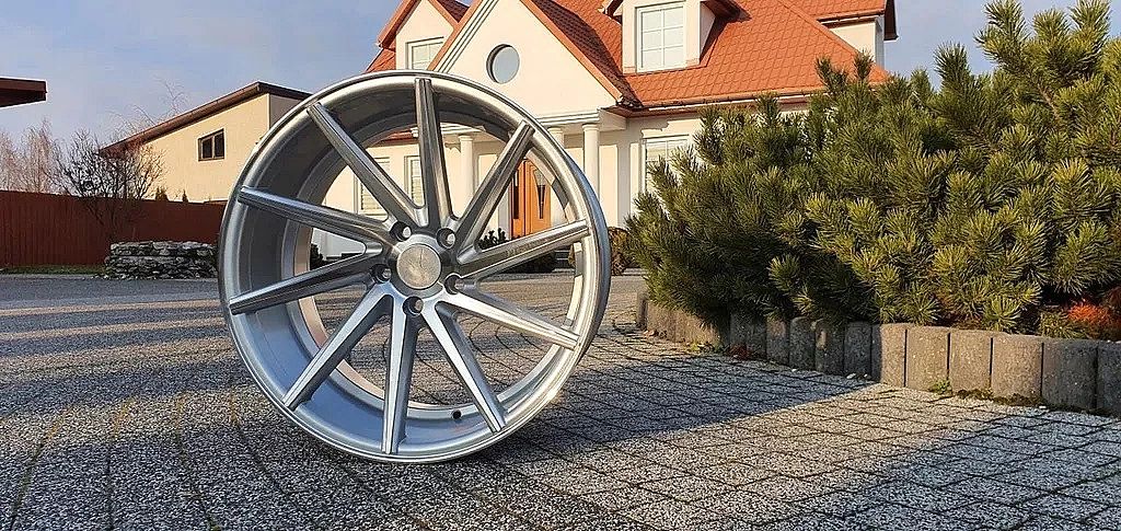 Felgi 1059/5x112/8,5 i 10 Audi A5 A7 Vw Arteon 20