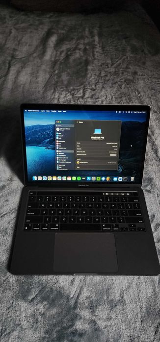 MacBook pro 13 m2 512gb