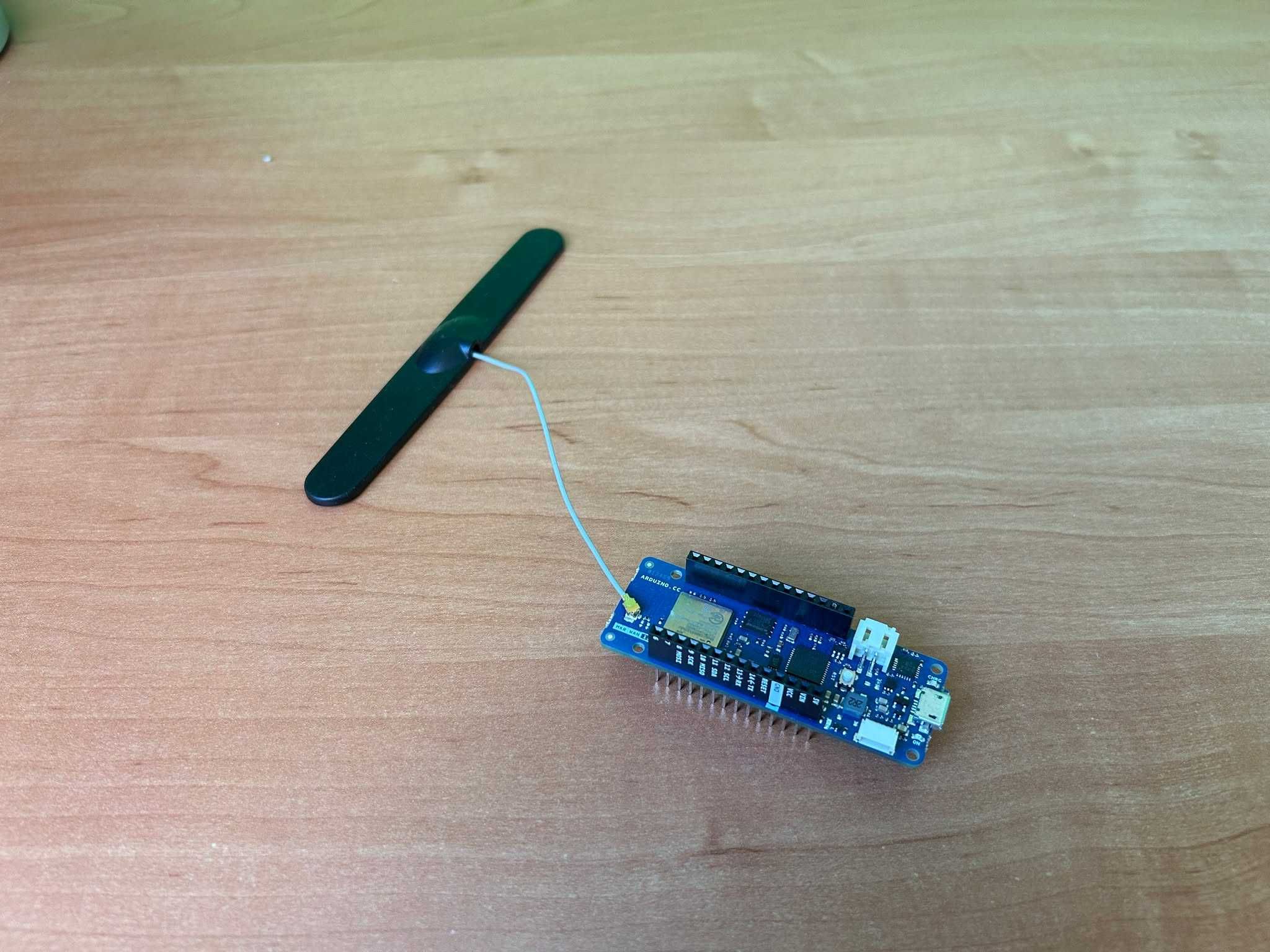 Arduino MKR WAN 1310 - LoRaWAN + antena