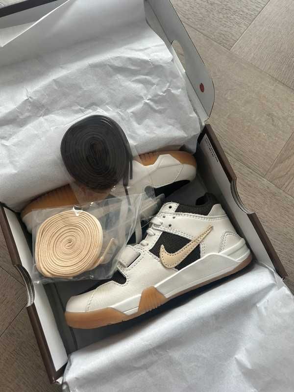 Jordan Jumpman Jack TR Travis Scott Sail EU.42