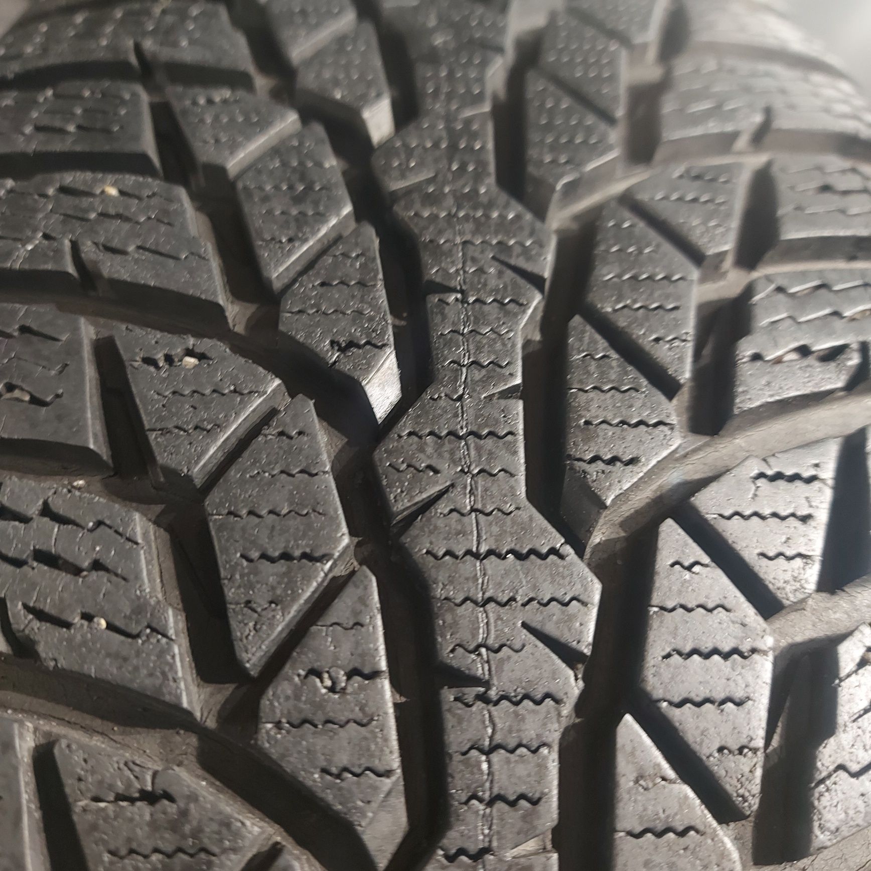 2x185/65R15 88T Nokian Wr4