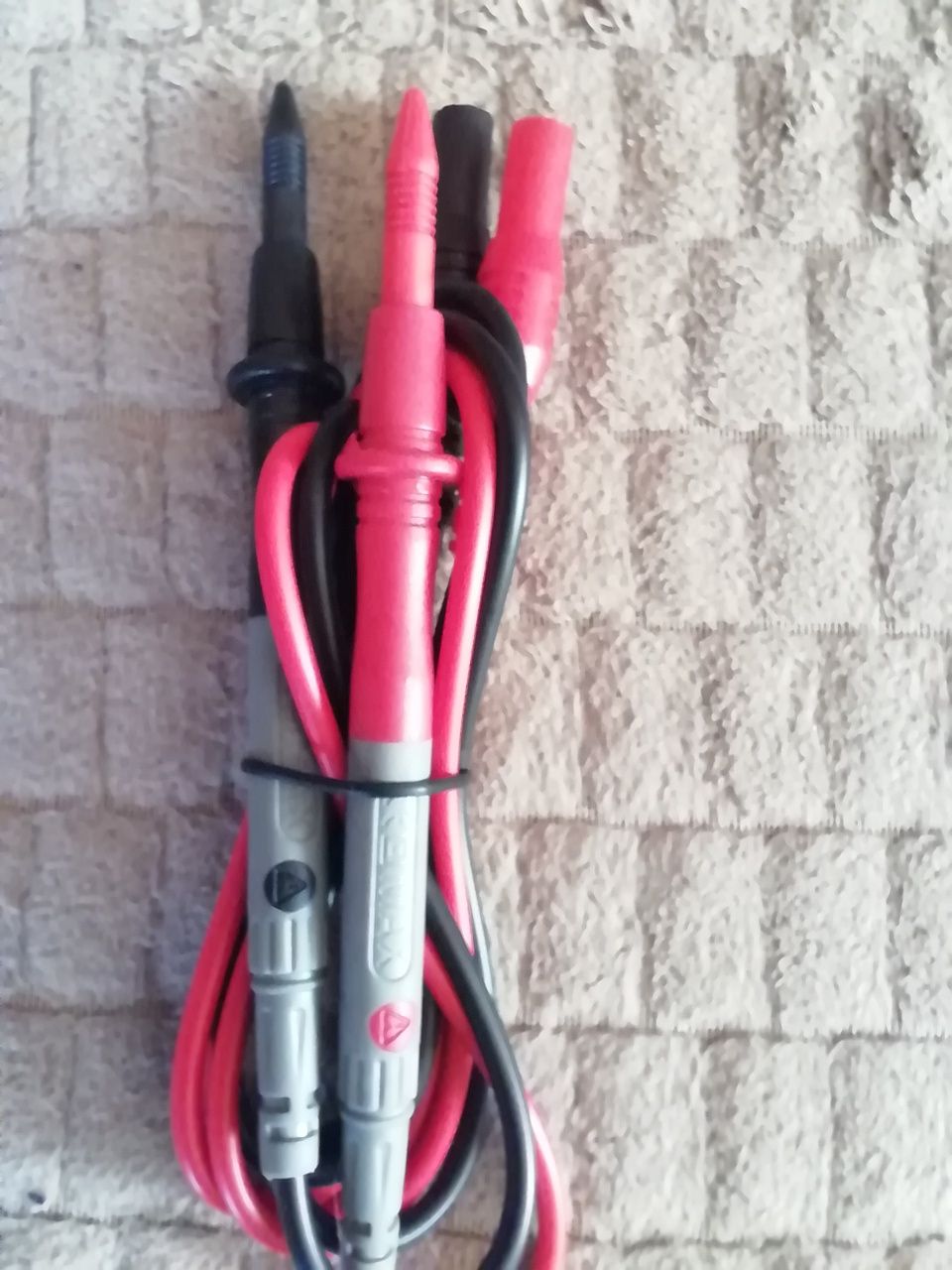 Продам мультиметр Aneng PN129