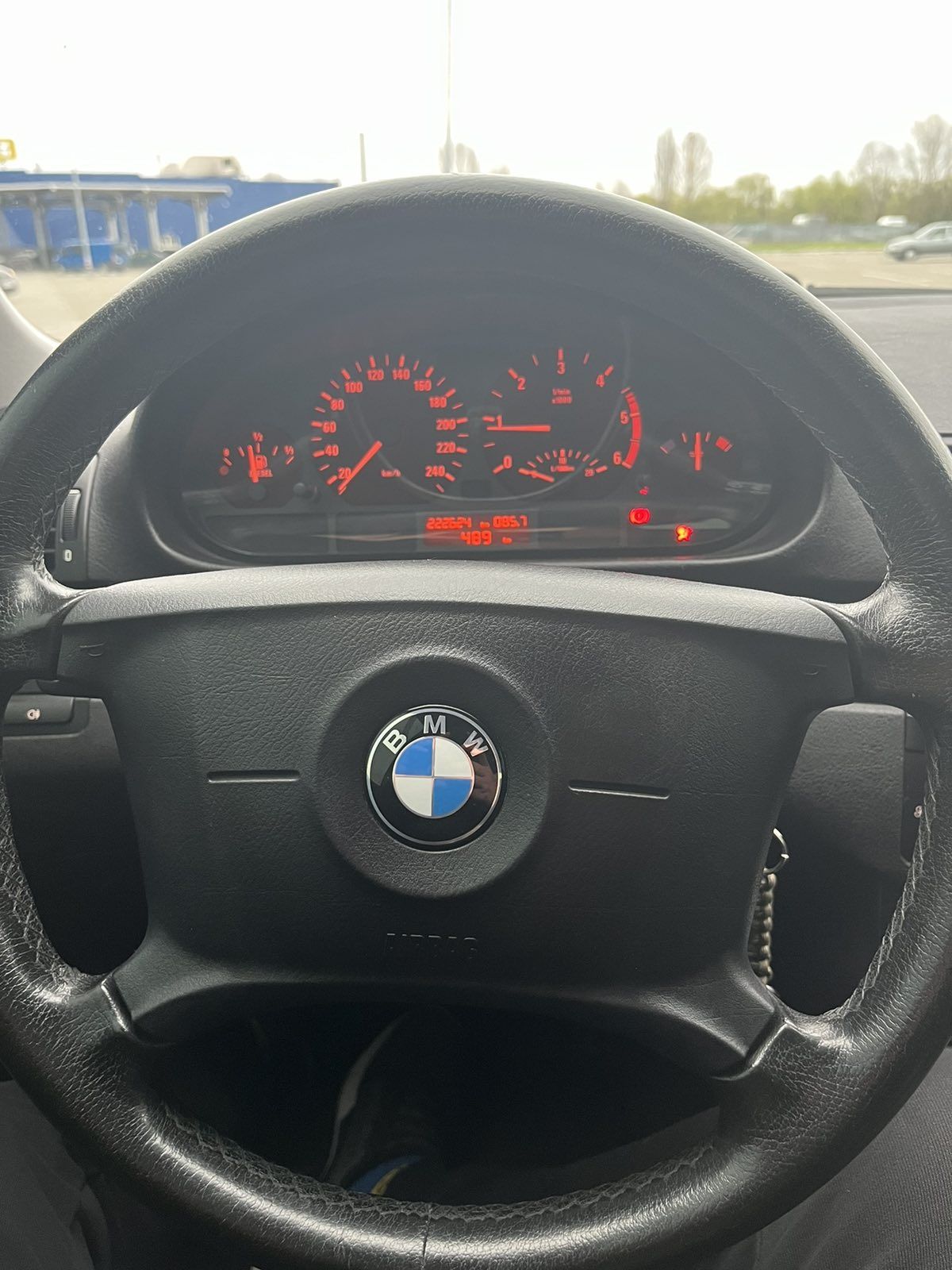 BMW 320tdi compact