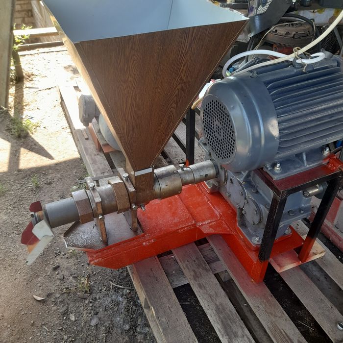 Маслопресс двухшнековый