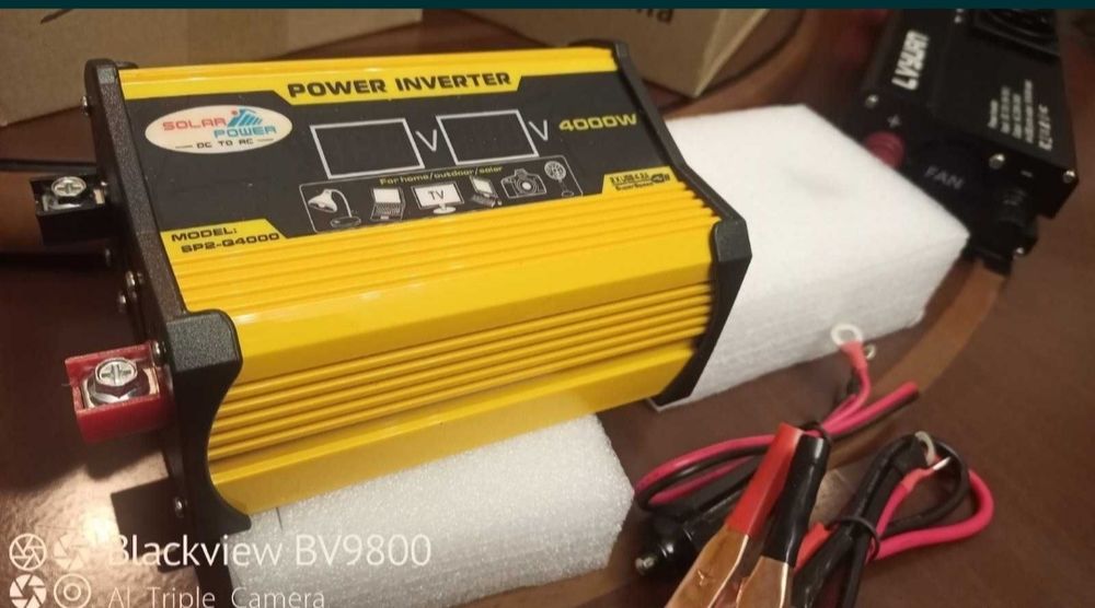 Продам інвектор перетворювач напруги 12/220