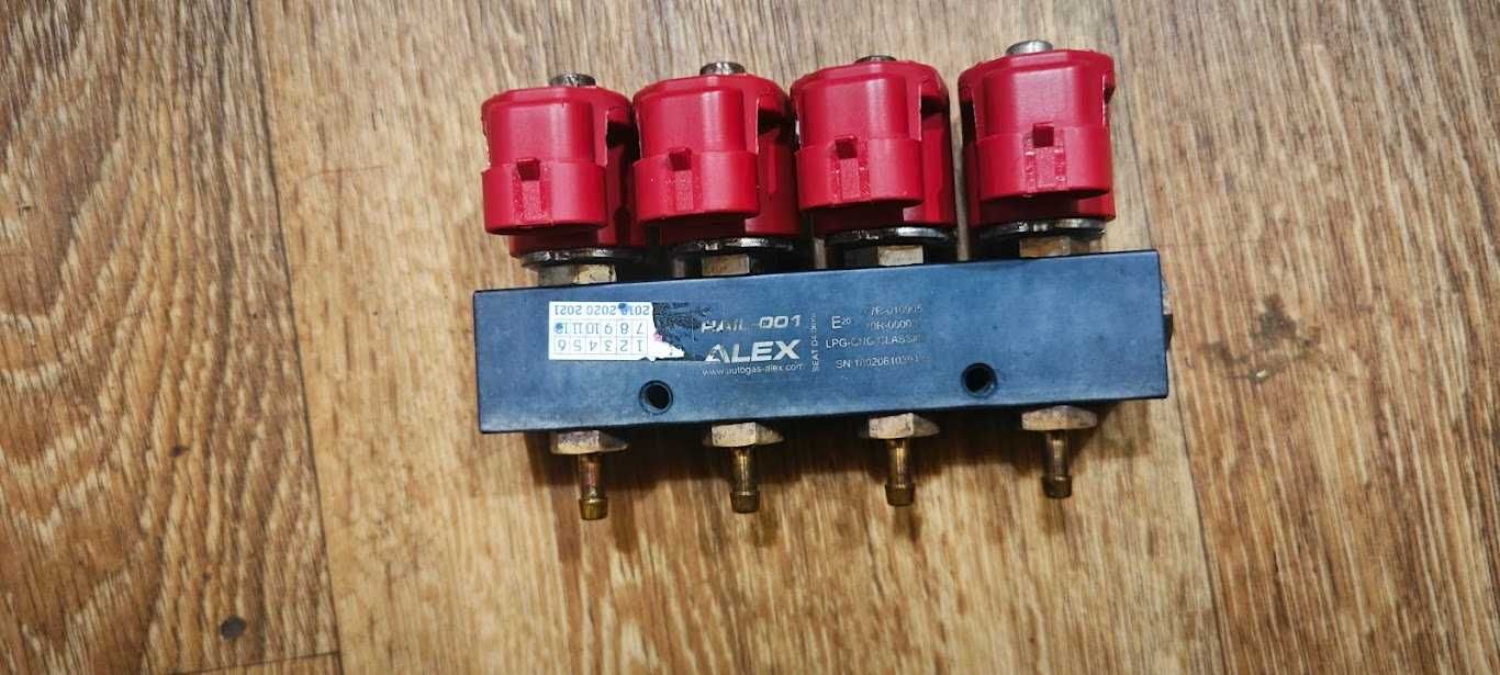 Форсунки Alex RAIL-001 в рейці на 4 цил. (3 Ом) (тип Valtek) WTR00003