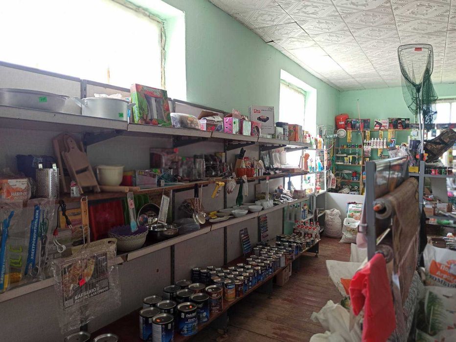 продам склад/магазин с.Плебанівка Шаргородський р-н