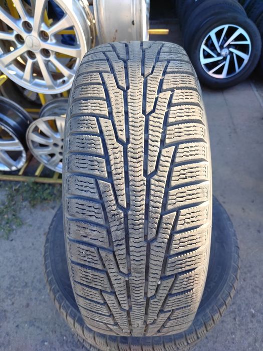 Шины 195/65/15 Nokian Tyres