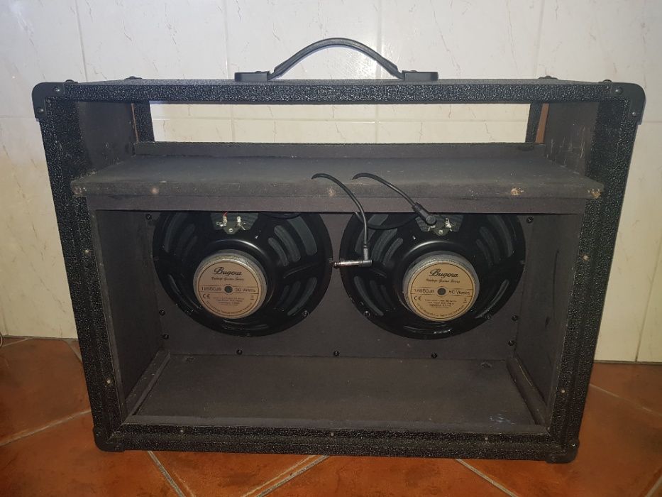 Coluna 2x12 (Bugera)