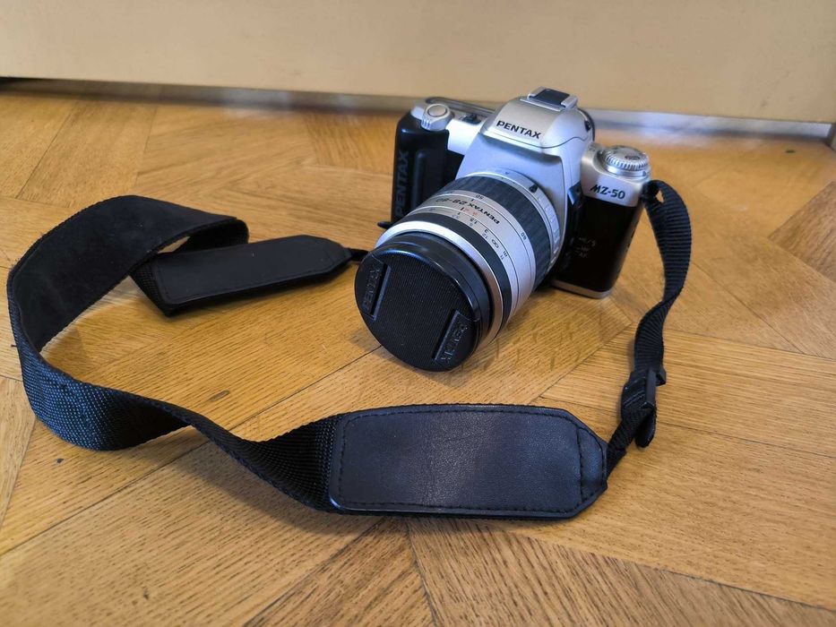 Фотоаппарат Pentax MZ-50  об'єктив Pentax 28-80мм